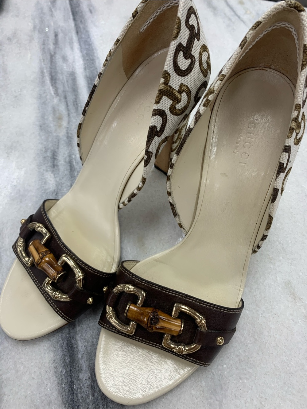Gucci Chocolate BrownLeather Open-Toe Heels with White Brown Monogram Canvas 9 - Picture 6 of 8
